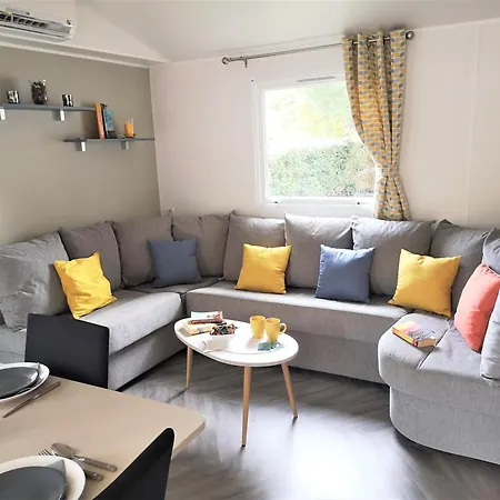 בית נופש Mobilhome Climatise 3 2 Salles De Bain, 4 Etoiles, Les Charmettes *